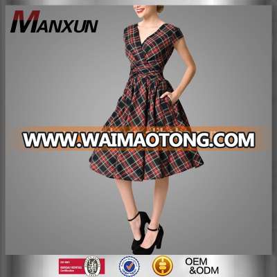 European ladies Exquisite Black & Red Tartan Short Sleeve Swing Dress V-neck Collar Long Homecoming Dress